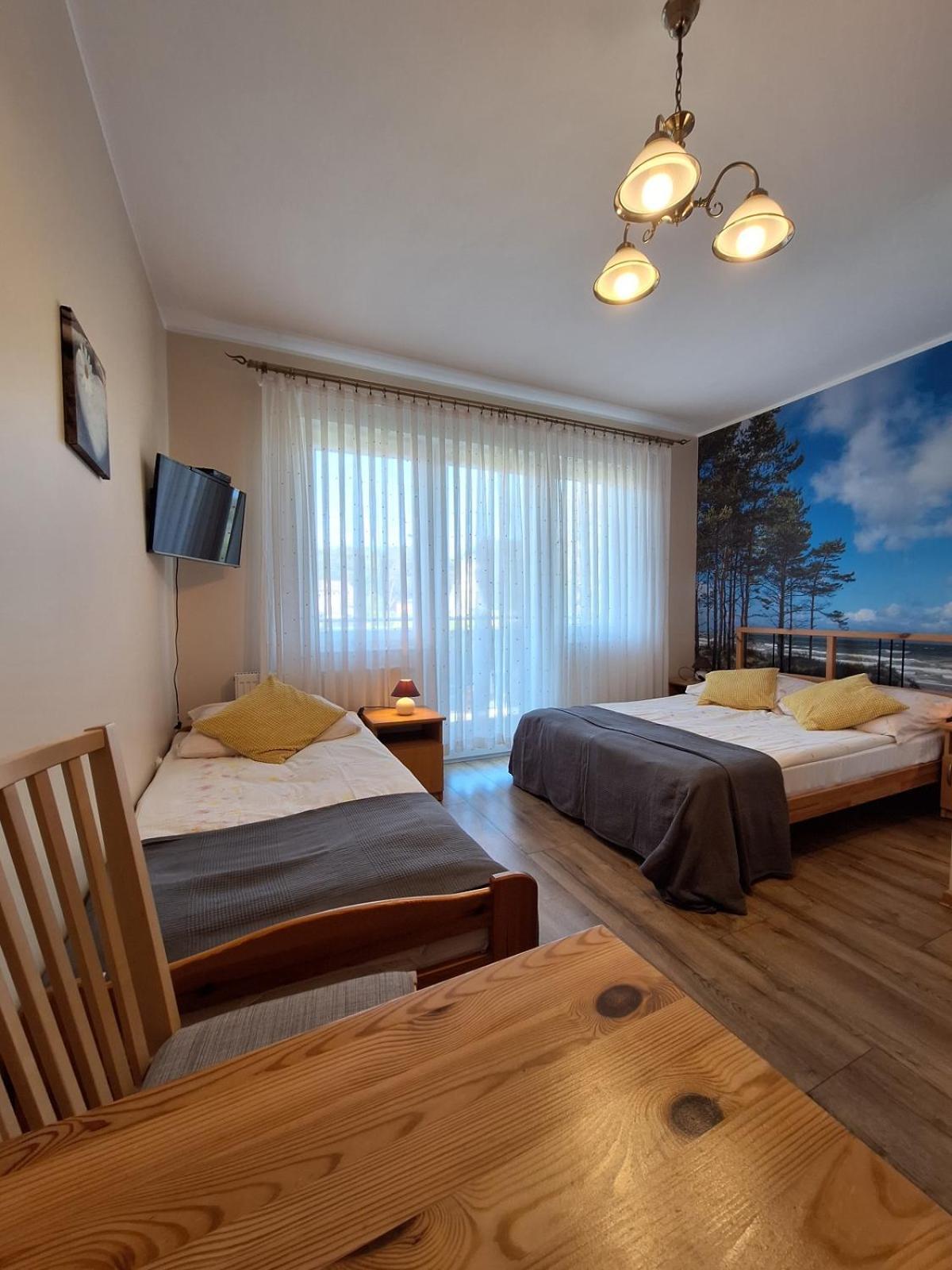 Helios Hotel Dębki Eksteriør billede