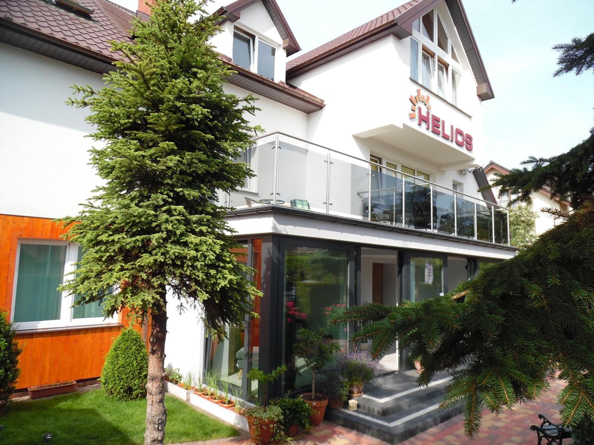 Helios Hotel Dębki Eksteriør billede