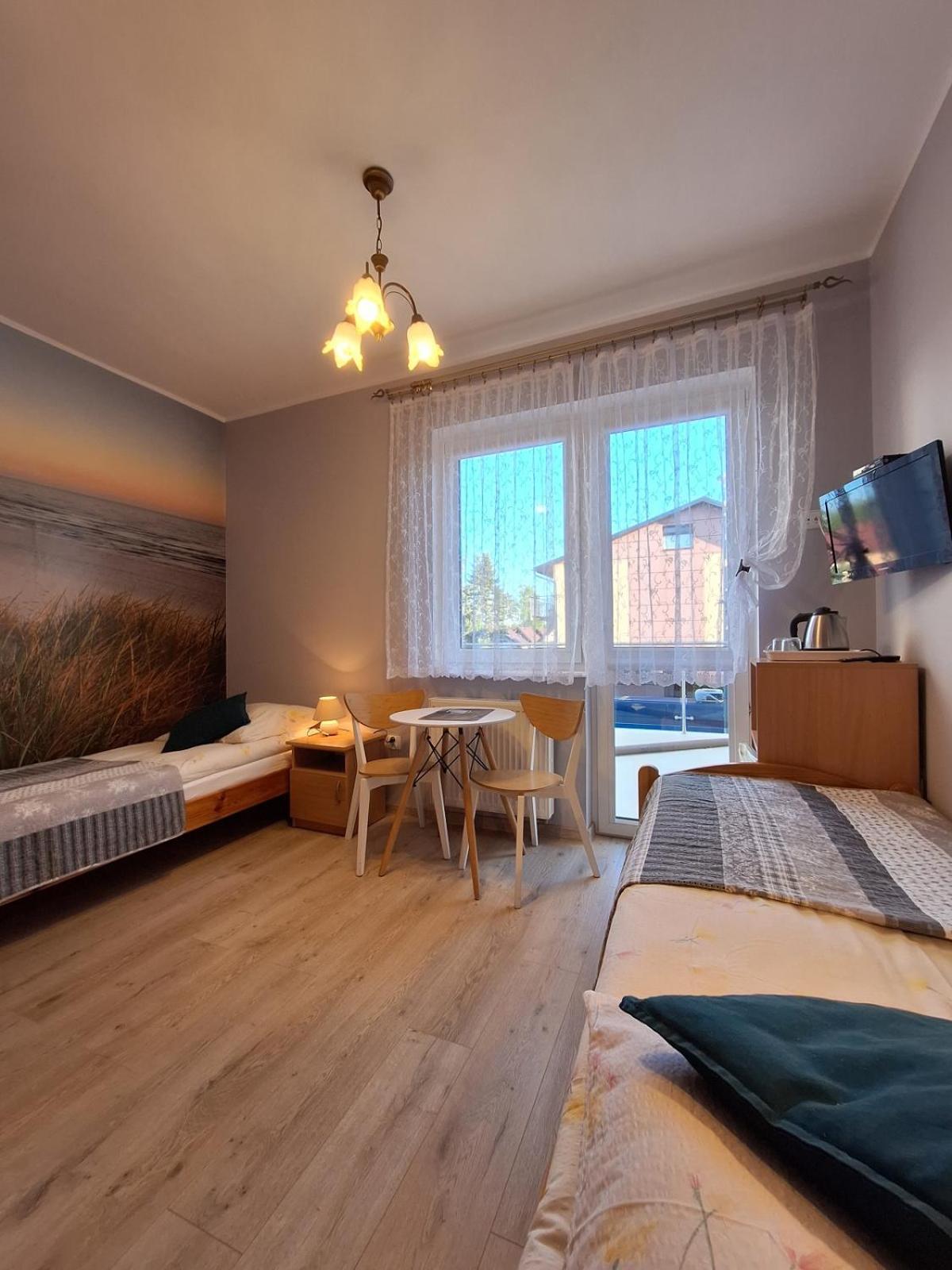 Helios Hotel Dębki Eksteriør billede